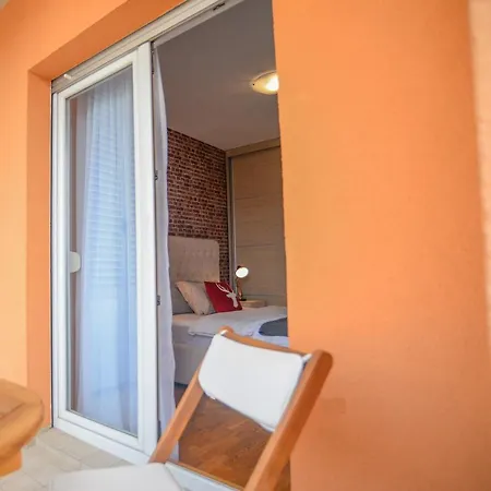 Apartment Lovely At Quart